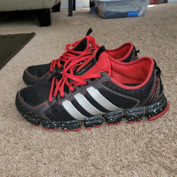 Adidas Climawarm size 10 - Picture 1 of 2